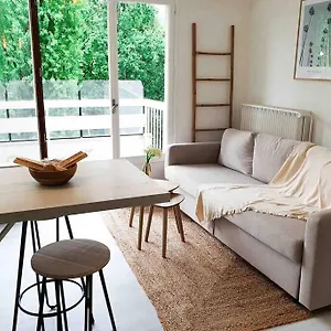 Avec Vue Sur Les Montagnes Appartement
